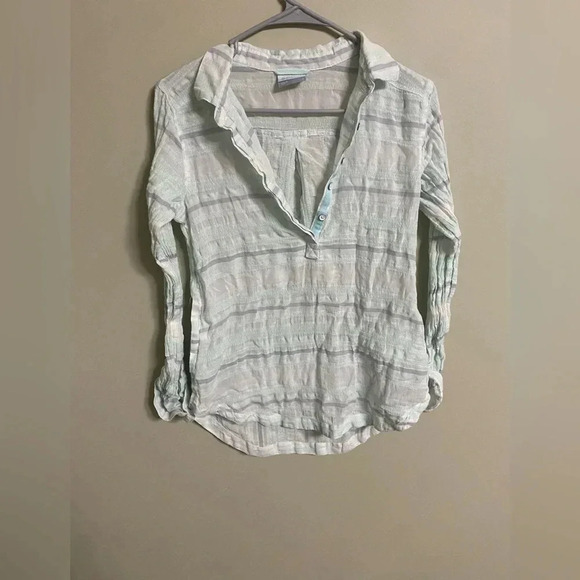 Columbia Lightweight 1/2 Button Shirt Roll Sleeves Hiking Travel Size Small - Picture 1 of 9